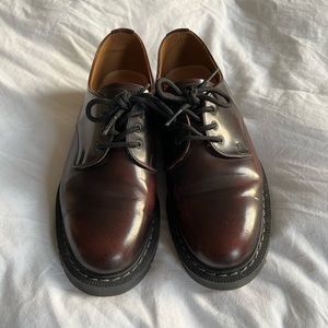 Solovair Hi-Shine Oxblood Gibson Shoe